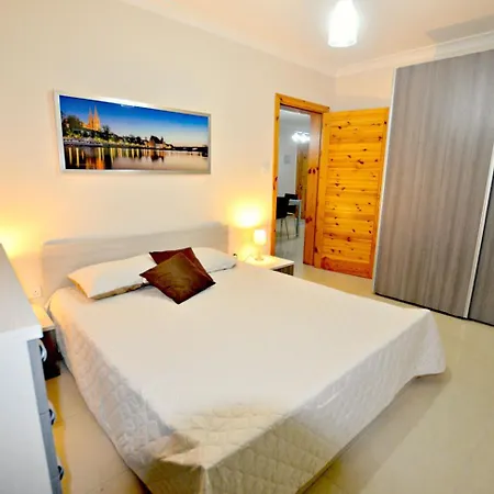 Modern Close To The Sea * St. Paul's Bay